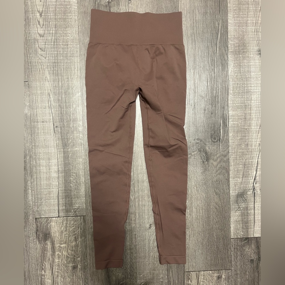 🖤Workout/Lounge Set 🖤 - Picture 3 of 5